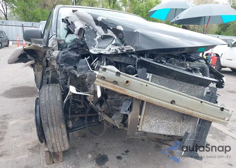 2014 Nissan Versa 1.6 S+ z USA, uszkodzony, nr VIN 3N1CN7AP1EL817445